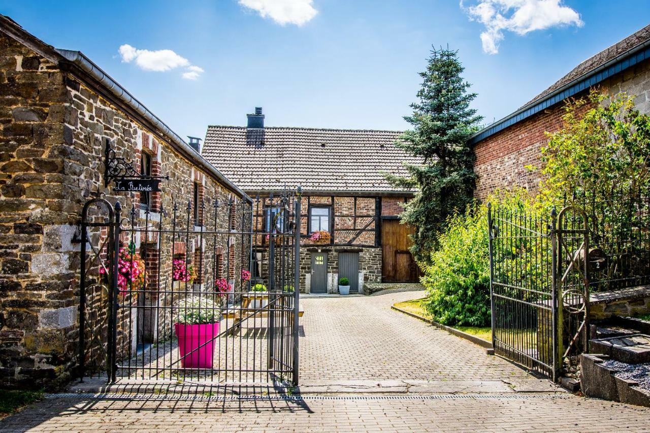 La Retiree Villa Grimbiémont Екстериор снимка